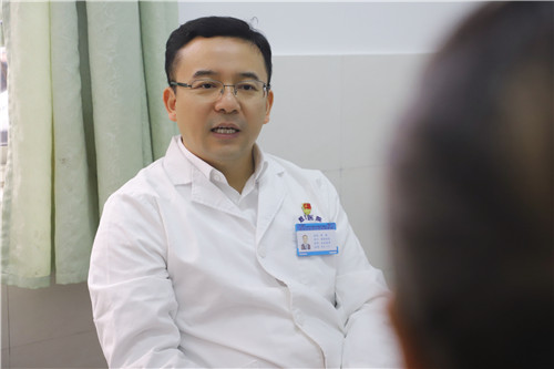 1.血管外科 周敏.jpg